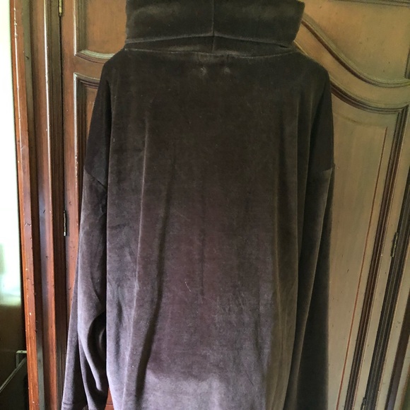 “Dark Chocolate Candy”Velour Blouse - Picture 3 of 3